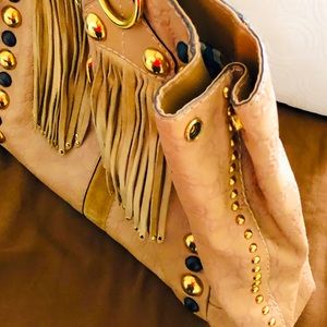 Gucci Beige Leather Babouska